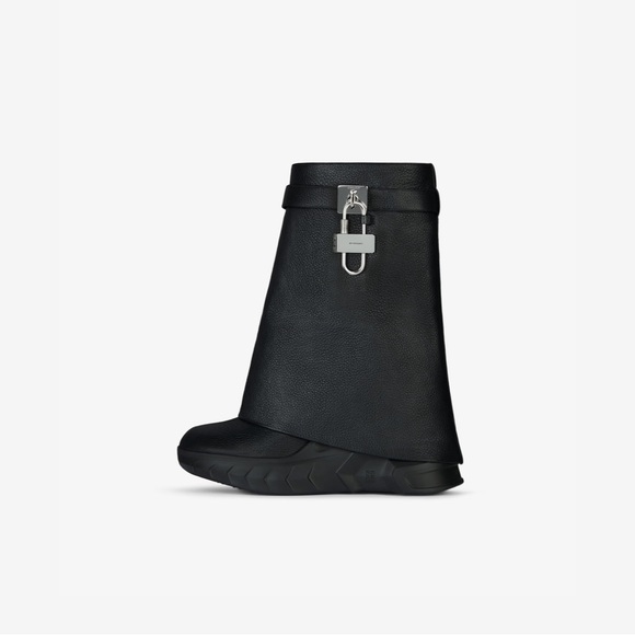 Givenchy SHARK BOOTS BRAND NEW - Picture 2 of 2